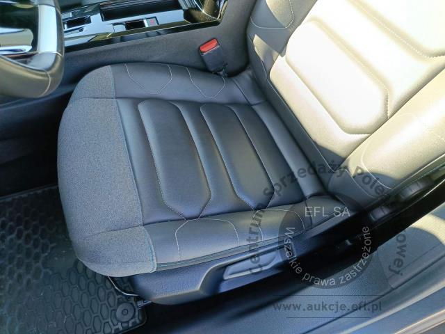 13 - CITROEN C4 X 1.2 PT 130 EAT8 SHINE 2023r.