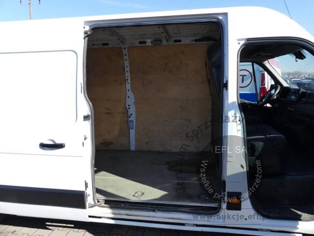 8 - RENAULT MASTER 2.3 DCI 150KM FURGON 2020r.