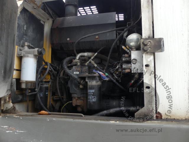 11 - Koparka kołowa Komatsu PW140-7  2009r.