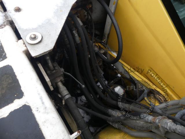 16 - Koparka kołowa Komatsu PW140-7  2009r.