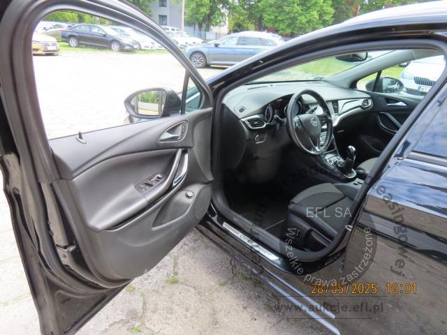 8 - Opel Astra V 1.4 T GPF Elite 2019r. KR8KW82 UWAGA!! Pojazd znajduje się w lokalizacji: Katowice 40-689, Małachowskiego 16