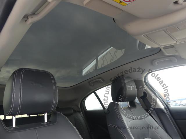 8 - JAGUAR I-PACE EV400 AWD HSE 2021r.