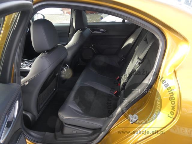 11 - Alfa Romeo Giulia 2.0 Turbo Veloce TI Q4 2021r. PO3VX16 UWAGA!! Pojazd znajduje się w firmie AUTO MOTO CENTRUM sp. z o.o. ul. Ostrowska 328 (przy Trasie Katowickiej) 61-312 Poznań