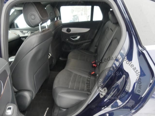 8 - MERCEDES - BENZ EQC 400 4MATIC SPORT 2022r.