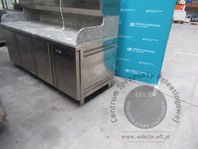 1 - Stół chłodniczy 3 drzwiowy z blatem granitowym + Nadstawka chłodnicza FAGOR 2024r.