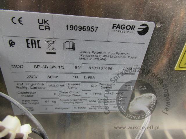 7 - Stół chłodniczy 3 drzwiowy z blatem granitowym + Nadstawka chłodnicza FAGOR 2024r.