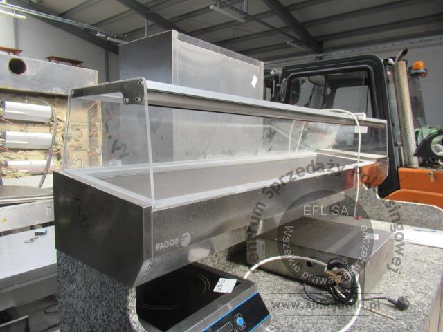 8 - Stół chłodniczy 3 drzwiowy z blatem granitowym + Nadstawka chłodnicza FAGOR 2024r.