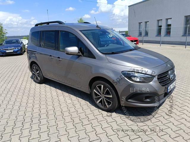 4 - Mercedes - Benz T 180 d Progressive Aut. 2023r. DW1WA54 UWAGA!! Pojazd znajduje się w lokalizacji: Jawornik 90, Myślenice 32-400