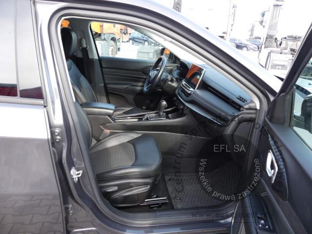 7 - JEEP COMPASS 1.5 NIGHT EAGLE MHEV 2022r.