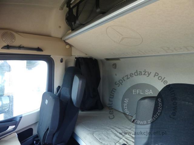 9 - MERCEDES BENZ ACTROS 1843 BLUETEC 6 4X2 2015r.