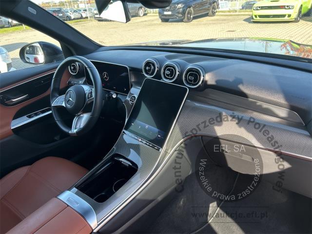 10 - MERCEDES BENZ GLC 300 DE 4-MATIC AVANTGARDE plug-in 2024r. DX31068 Magnice