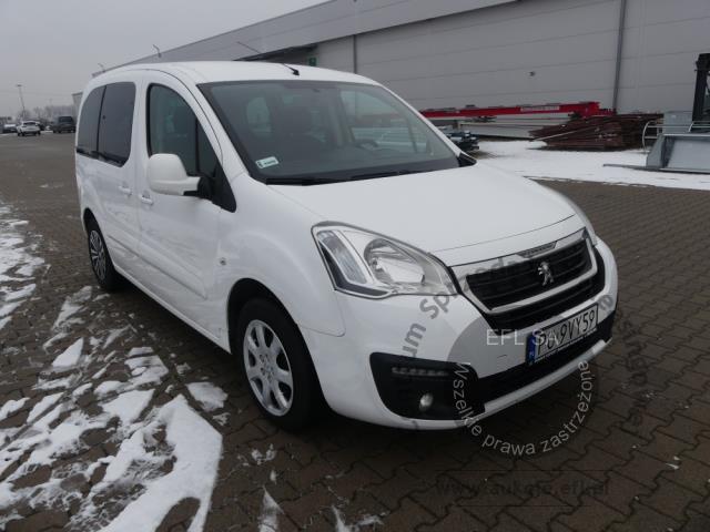 3 - PEUGEOT PARTNER 1.6 BLUE HDI 2016r.