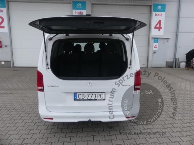 14 - MERCEDES-BENZ V-KLASSE 300D 4MATIC 2022r.