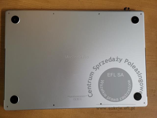 3 - Komputer przenośny Apple MacBook A2485