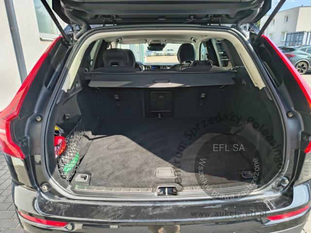 10 - Volvo XC60 B4 B Momentum 2020r. DW7LN30 UWAGA!! Pojazd znajduje się w lokalizacji: Janki, Al. Krakowska 52, 05-090 Janki