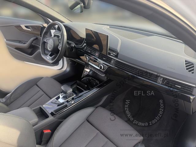13 - AUDI A4 AVANT 40 TDI STRONIC 2023r.