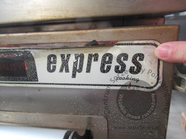 11 - Piec tunelowy - elektryczny do pizzy Resto Quality