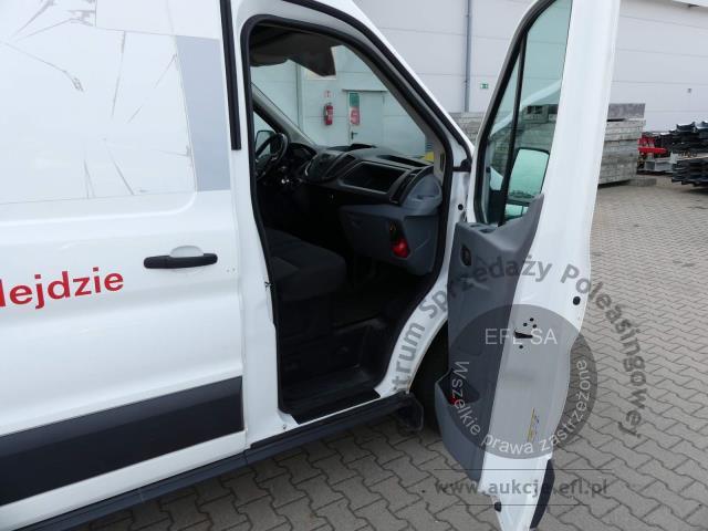 8 - FORD TRANSIT 2.0 130KM FURGON 2019r.