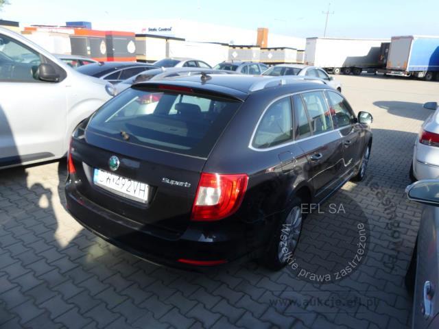 12 - SKODA SUPERB 2.0 TDI KOMBI AUTOMAT 2010r.