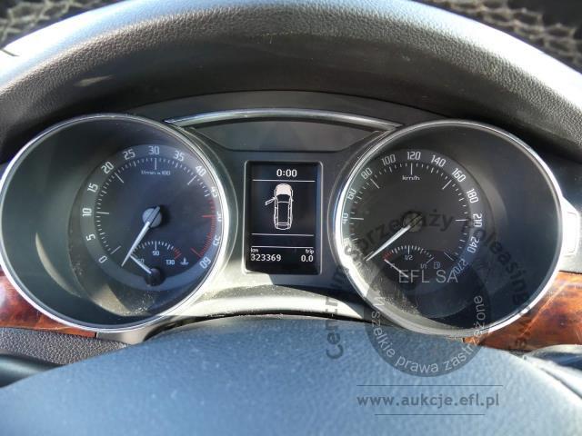 3 - SKODA SUPERB 2.0 TDI KOMBI AUTOMAT 2010r.
