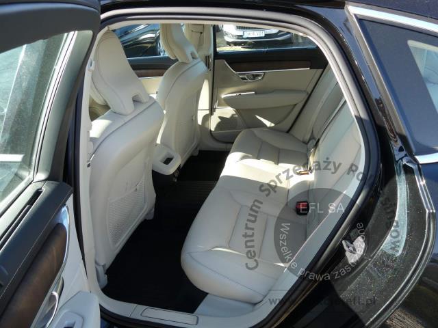 8 - Volvo S90 B4 B Inscription automat 2020r. WW611SN UWAGA!! Pojazd znajduje się w firmie AUTO MOTO CENTRUM sp. z o.o. ul. Ostrowska 328 (przy Trasie Katowickiej) 61-312 Poznań