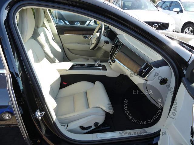 10 - Volvo S90 B4 B Inscription automat 2020r. WW611SN UWAGA!! Pojazd znajduje się w firmie AUTO MOTO CENTRUM sp. z o.o. ul. Ostrowska 328 (przy Trasie Katowickiej) 61-312 Poznań