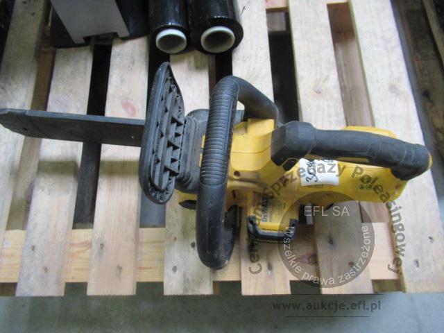 2 - Pilarka łańcuchowa DEWALT DCM 565