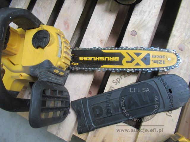 3 - Pilarka łańcuchowa DEWALT DCM 565