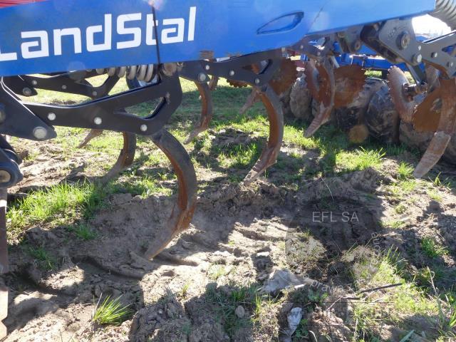 15 - EFL Finance Agregat uprawowy bezorkowy LandStal  2022r.