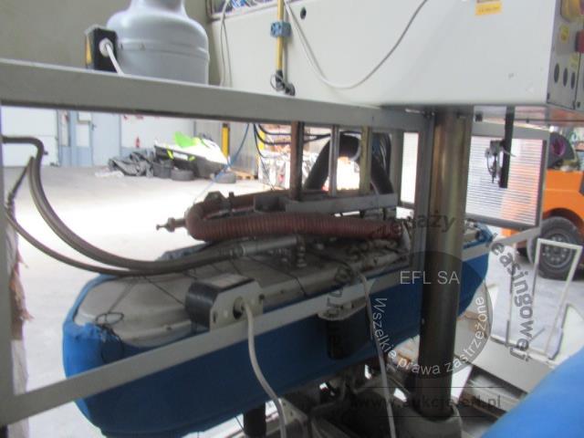 25 - Linia do prasowania odzieży - marynarek, żakietów