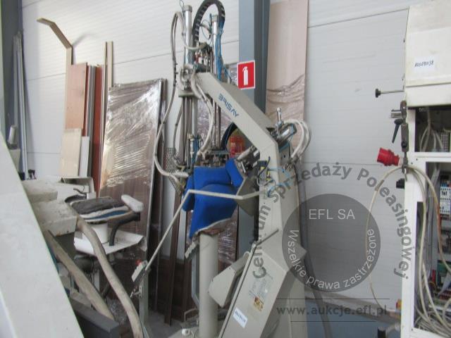 55 - Linia do prasowania odzieży - marynarek, żakietów