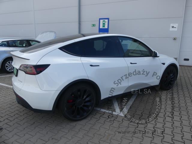 16 - TESLA MODEL Y DUAL MOTOR 2022r.