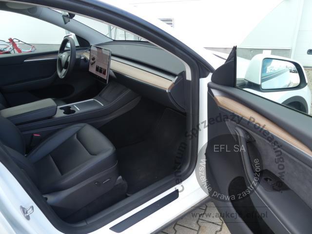 9 - TESLA MODEL Y DUAL MOTOR 2022r.
