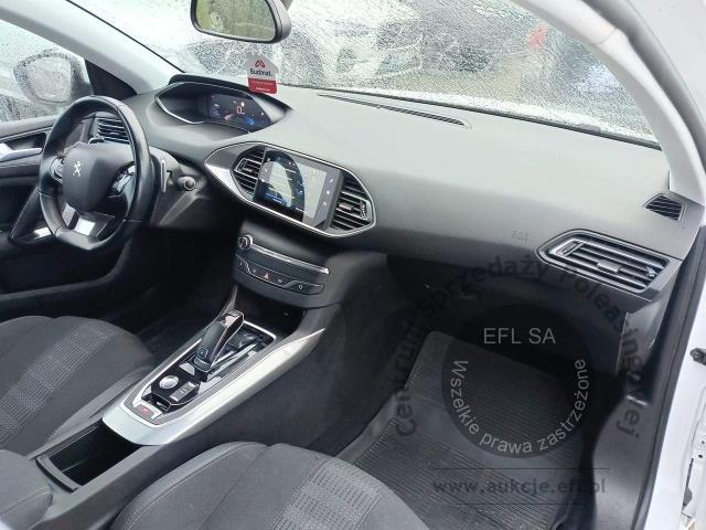 8 - Peugeot 308 SW 1.5 BlueHDi Allure Pack 2021r. PO2UH47 UWAGA!! Pojazd znajduje się w firmie AUTO MOTO CENTRUM sp. z o.o. ul. Ostrowska 328 (przy Trasie Katowickiej) 61-312 Poznań
