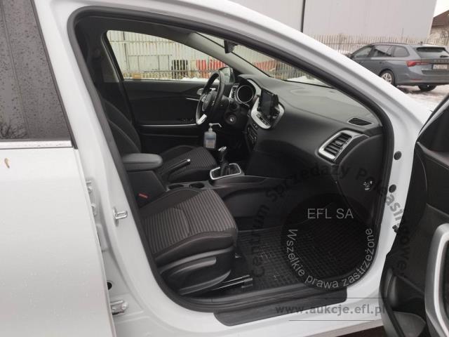11 - Kia Cee'd Ceed 1.0 T-GDI M Kombi 2022r. WND3952C Pojazd znajduje się w firmie ARCTOS GROUP sp. z o.o. Al. Krakowska 7, 02-183 Warszawa