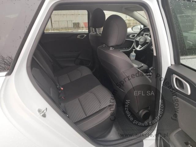 10 - Kia Cee'd Ceed 1.0 T-GDI M Kombi 2022r. WND3952C Pojazd znajduje się w firmie ARCTOS GROUP sp. z o.o. Al. Krakowska 7, 02-183 Warszawa