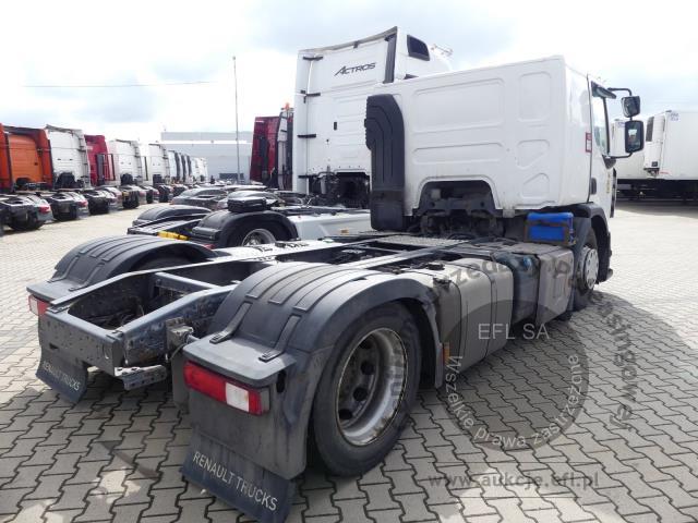 11 - EFL FINANCE RENAULT D18 WIDE 4X2 AUTOMAT 2017r.