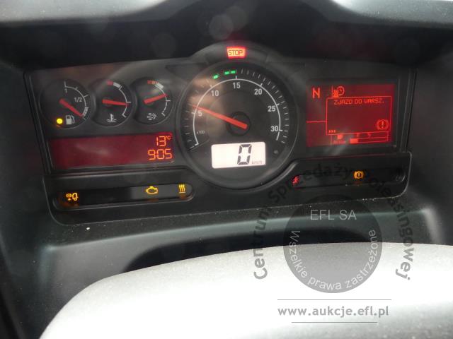 4 - EFL FINANCE RENAULT D18 WIDE 4X2 AUTOMAT 2017r.