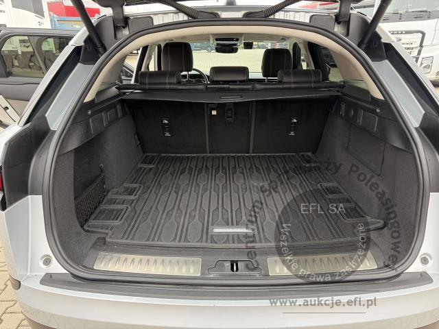 11 - LAND ROVER RANGE ROVER VELAR P250 2021r.