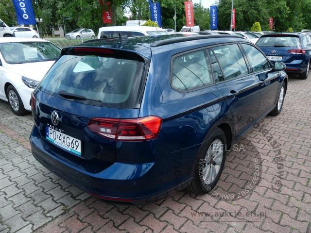 3 - Volkswagen Passat 2.0 TDI EVO Essence 2022r. PO4XG69 AUTO MOTO CENTRUM Sp. z o.o. Poznań 61-312, ul. Ostrowska  328