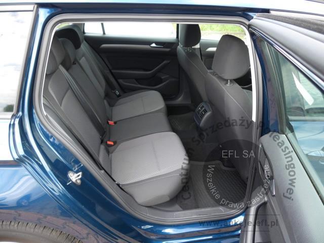 7 - Volkswagen Passat 2.0 TDI EVO Essence 2022r. PO4XG69 AUTO MOTO CENTRUM Sp. z o.o. Poznań 61-312, ul. Ostrowska  328