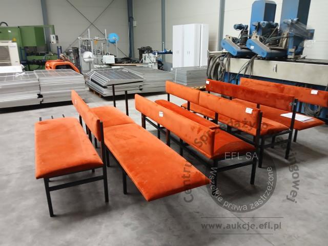 1 - Ławka z obiciem tapicerskim  7500x500x800