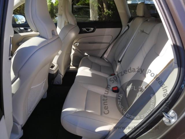 9 - Volvo XC60 B4 D AWD Inscription aut 2021r. WW459SY UWAGA!! Pojazd znajduje się w firmie Arctos Sp. z o.o. Warszawa, Al. Krakowska 7, 02-183 Warszawa