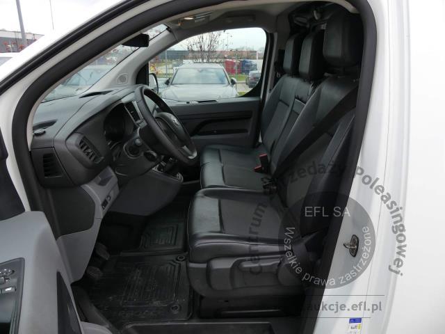 6 - Toyota Proace 2.0 D-4D Long 3,1t 2022r. DW2SW07 Magnice