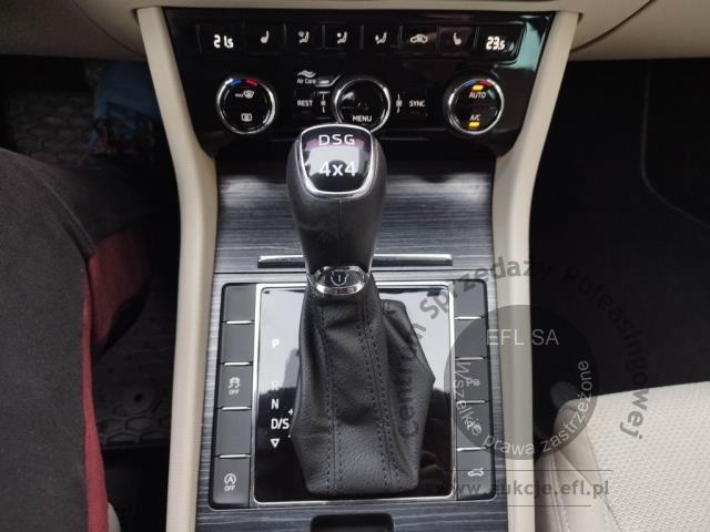 13 - Skoda Superb 2.0 TDI SCR 4x4 Style DSG Kombi 2021r. WW786SM UWAGA!! Pojazd znajduje się w firmie AUTO MOTO CENTRUM sp. z o.o. ul. Ostrowska 328 (przy Trasie Katowickiej) 61-312 Poznań