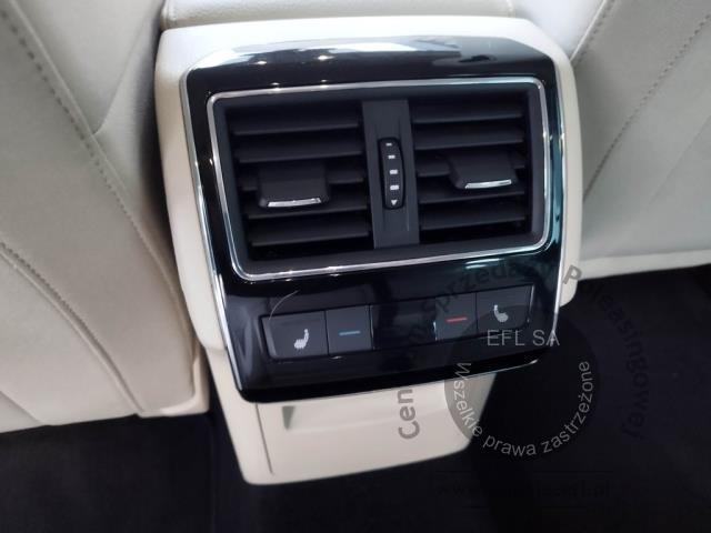 15 - Skoda Superb 2.0 TDI SCR 4x4 Style DSG Kombi 2021r. WW786SM UWAGA!! Pojazd znajduje się w firmie AUTO MOTO CENTRUM sp. z o.o. ul. Ostrowska 328 (przy Trasie Katowickiej) 61-312 Poznań