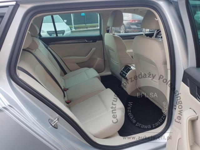 7 - Skoda Superb 2.0 TDI SCR 4x4 Style DSG Kombi 2021r. WW786SM UWAGA!! Pojazd znajduje się w firmie AUTO MOTO CENTRUM sp. z o.o. ul. Ostrowska 328 (przy Trasie Katowickiej) 61-312 Poznań