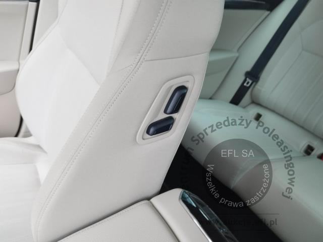 10 - Skoda Superb 2.0 TDI SCR 4x4 Style DSG Kombi 2021r. WW786SM UWAGA!! Pojazd znajduje się w firmie AUTO MOTO CENTRUM sp. z o.o. ul. Ostrowska 328 (przy Trasie Katowickiej) 61-312 Poznań