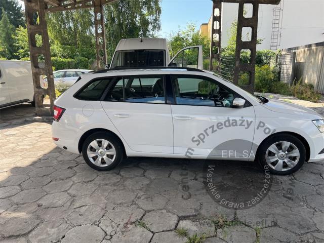 4 - Skoda Fabia 1.0 Ambition 2021r. SK360UW UWAGA!! Pojazd znajduje się w lokalizacji: Katowice 40-689, Małachowskiego 16