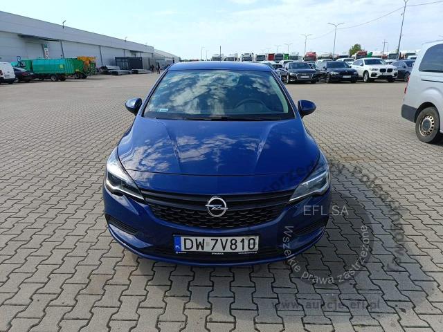 2 - Opel Astra V 1.6 CDTI Essentia  2018r. DW7V810 Magnice